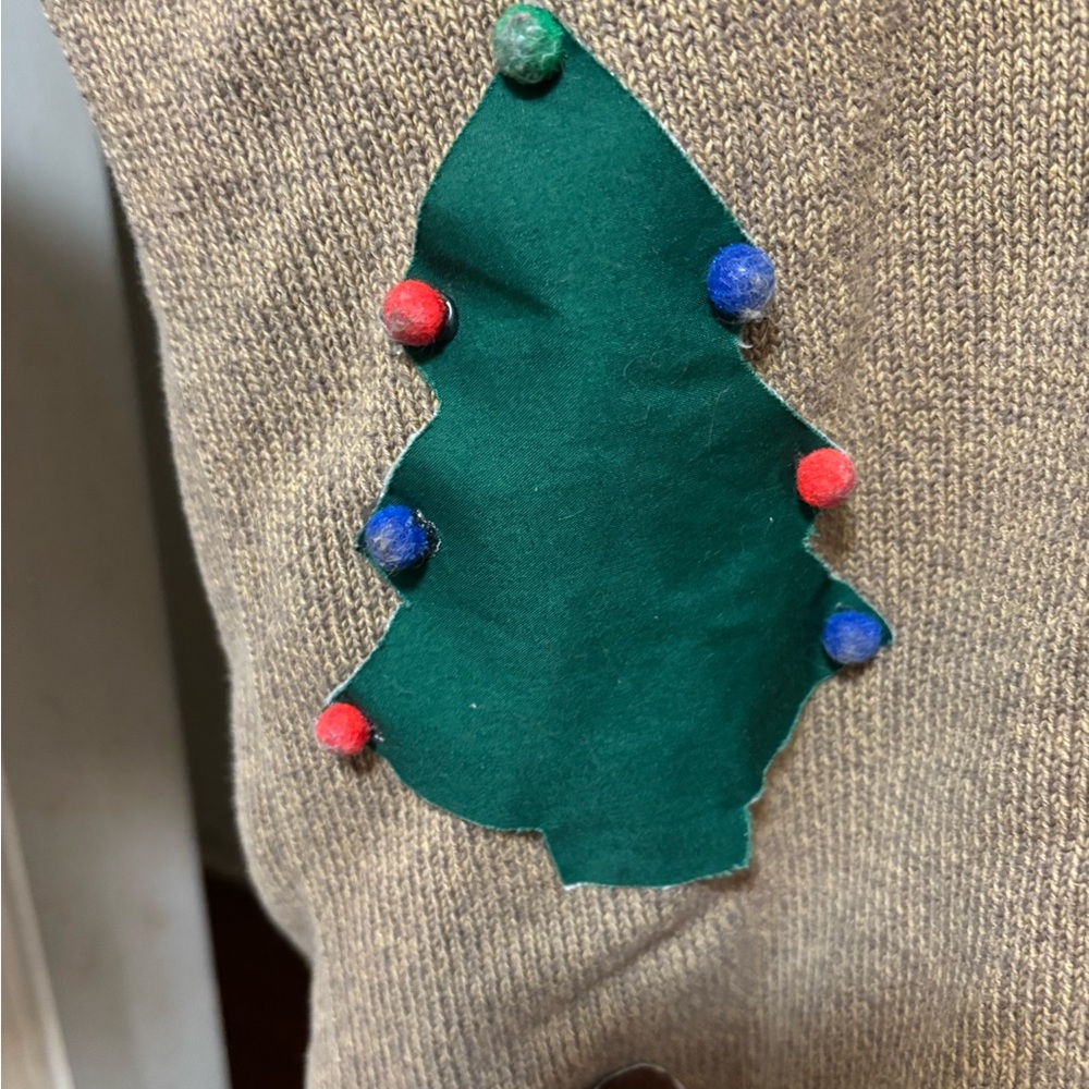 Gant Tan Fall/Christmas Hand Framed 100% cotton sweater - Picture 6 of 6